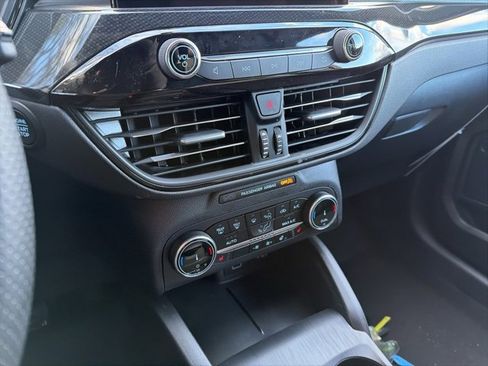 New 2026 Ford Escape ST-Line w/ Cold Weather Package image 15