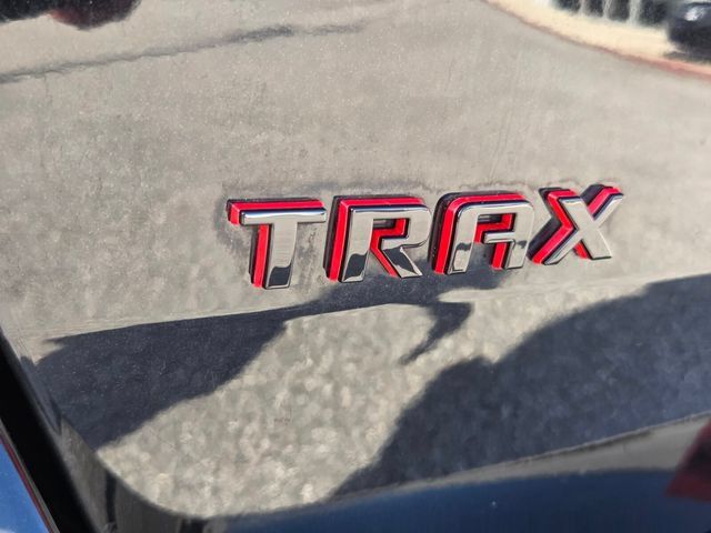 Used 2019 Chevrolet Trax LT w/ Redline Edition AWD/4WD image 14