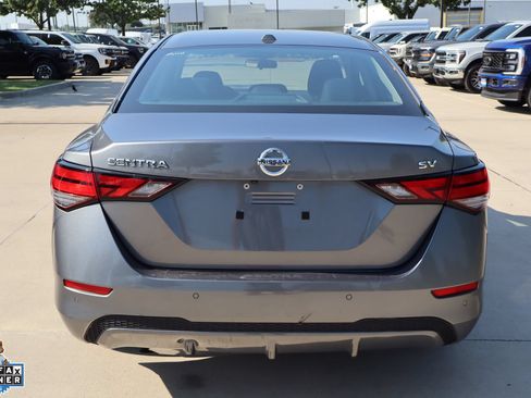 Used 2023 Nissan Sentra SV FWD image 4