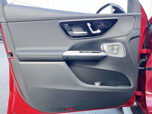 New 2026 Mercedes-Benz GLC 300 image 11