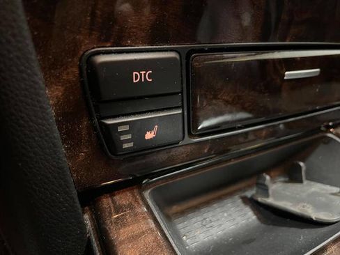 Used 2010 BMW 535i xDrive Sedan image 36