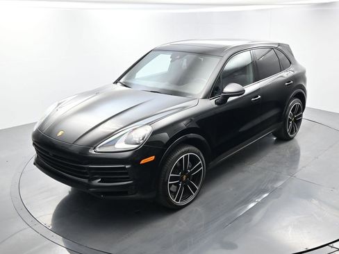 Certified 2023 Porsche Cayenne image 34