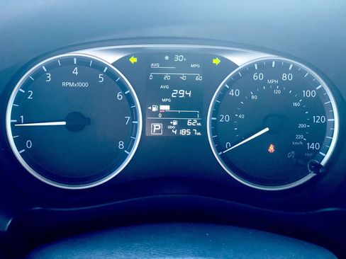 Used 2024 Nissan Kicks S image 24