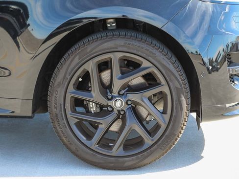 Used 2024 Land Rover Range Rover Sport Dynamic SE image 10