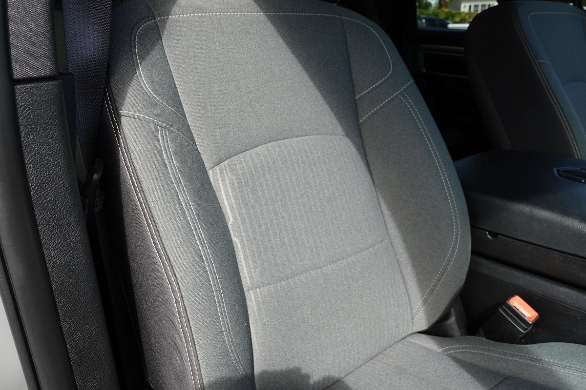 Used 2022 RAM 1500 Warlock w/ Ceramic Grey Warlock Package AWD/4WD image 43
