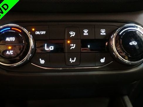 Used 2023 Chevrolet TrailBlazer RS w/ Convenience Package image 18