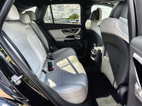 New 2026 Mercedes-Benz GLC 300 image 19