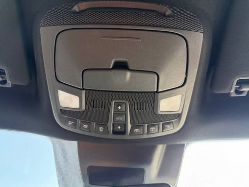 Used 2019 Ford Expedition Limited w/ Equipment Group 302A AWD/4WD image 30