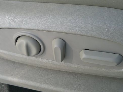 Used 2019 Buick Enclave Premium image 11