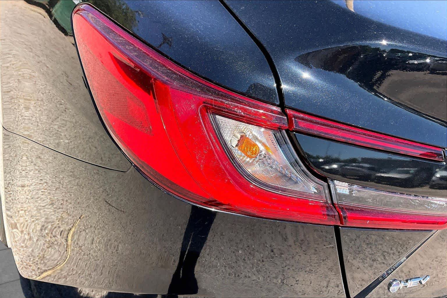 Used 2025 Toyota Camry LE FWD image 28