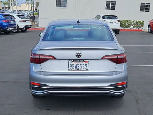 Used 2022 Volkswagen Jetta SEL image 7