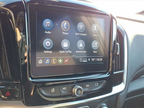 Used 2023 Chevrolet Traverse LT image 11