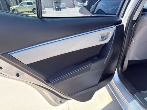 Used 2016 Toyota Corolla LE FWD image 24