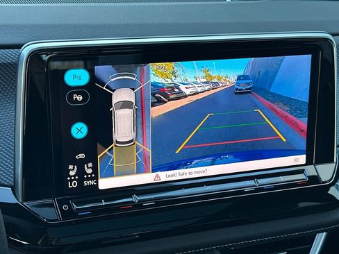New 2026 Volkswagen Atlas Cross Sport SEL Premium R-Line AWD/4WD image 18