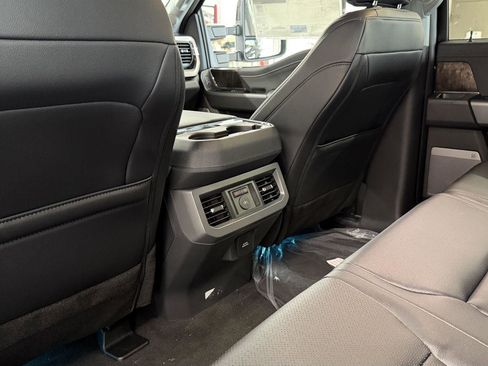 New 2026 Ford F350 Lariat image 25