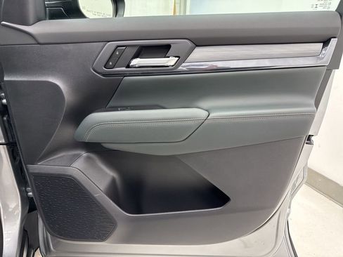 New 2026 GMC Terrain AT4 image 8