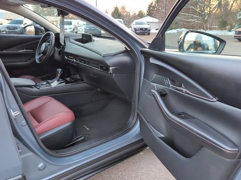 Certified 2025 MAZDA CX-30 AWD 2.5 S w/ Preferred Package image 6