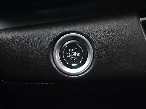 Used 2023 Cadillac Escalade ESV Premium Luxury image 39