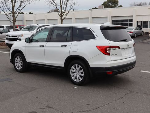 Used 2020 Honda Pilot LX image 8