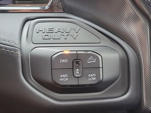 New 2026 RAM 2500 Limited image 28