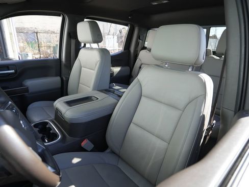 Used 2021 Chevrolet Silverado 1500 RST image 15