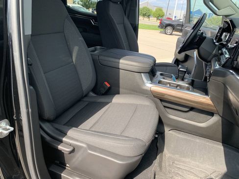 Used 2024 Chevrolet Silverado 1500 RST image 16