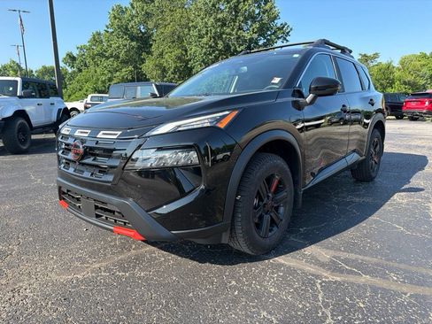 Used 2025 Nissan Rogue SV w/ Rock Creek Premium Package AWD/4WD image 2