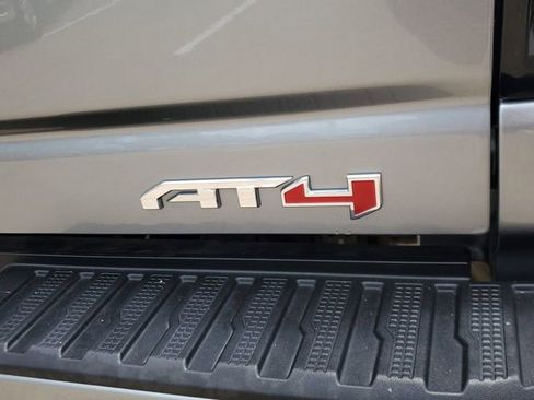 Used 2025 GMC Sierra 2500 AT4 w/ AT4 Premium Plus Package AWD/4WD image 5