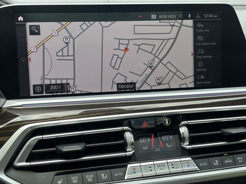 Used 2021 BMW X7 xDrive40i w/ M Sport Package AWD/4WD image 12