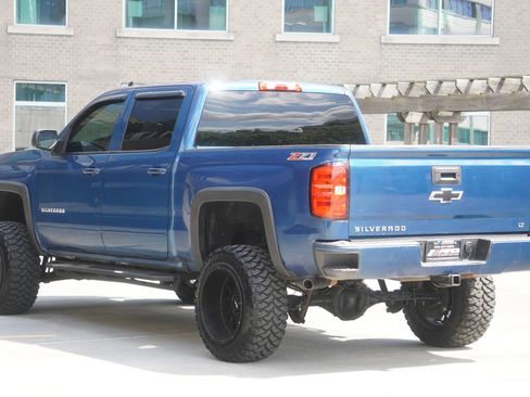 Used 2017 Chevrolet Silverado 1500 LT w/ All Star Edition AWD/4WD image 8