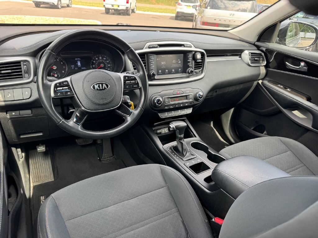 Used 2019 Kia Sorento AWD w/ Option Group 020 image 16