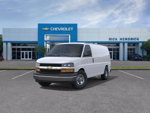 New 2026 Chevrolet Express 2500 w/ Driver Convenience Package image 10