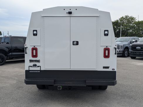 New 2024 Ford F350 XL image 6