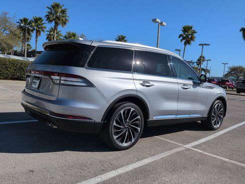 Certified 2020 Lincoln Aviator Reserve w/ Equipment Group 202A image 4
