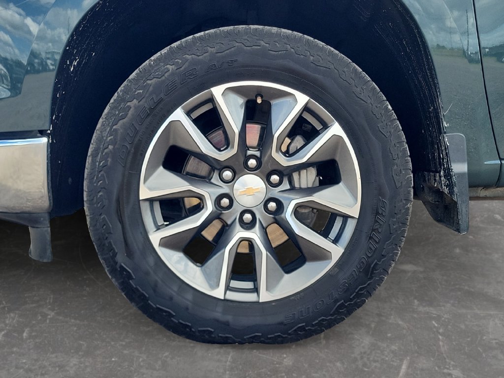 Used 2025 Chevrolet Silverado 1500 LT w/ Texas Edition Plus RWD image 9