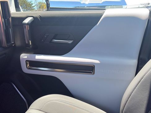 Used 2025 GMC Hummer EV 3X AWD/4WD image 20