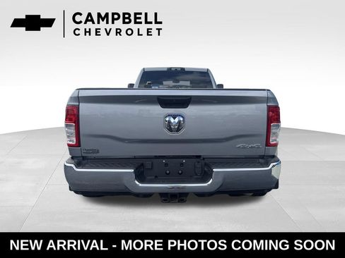 Used 2022 RAM 3500 Tradesman w/ Chrome Appearance Group AWD/4WD image 4