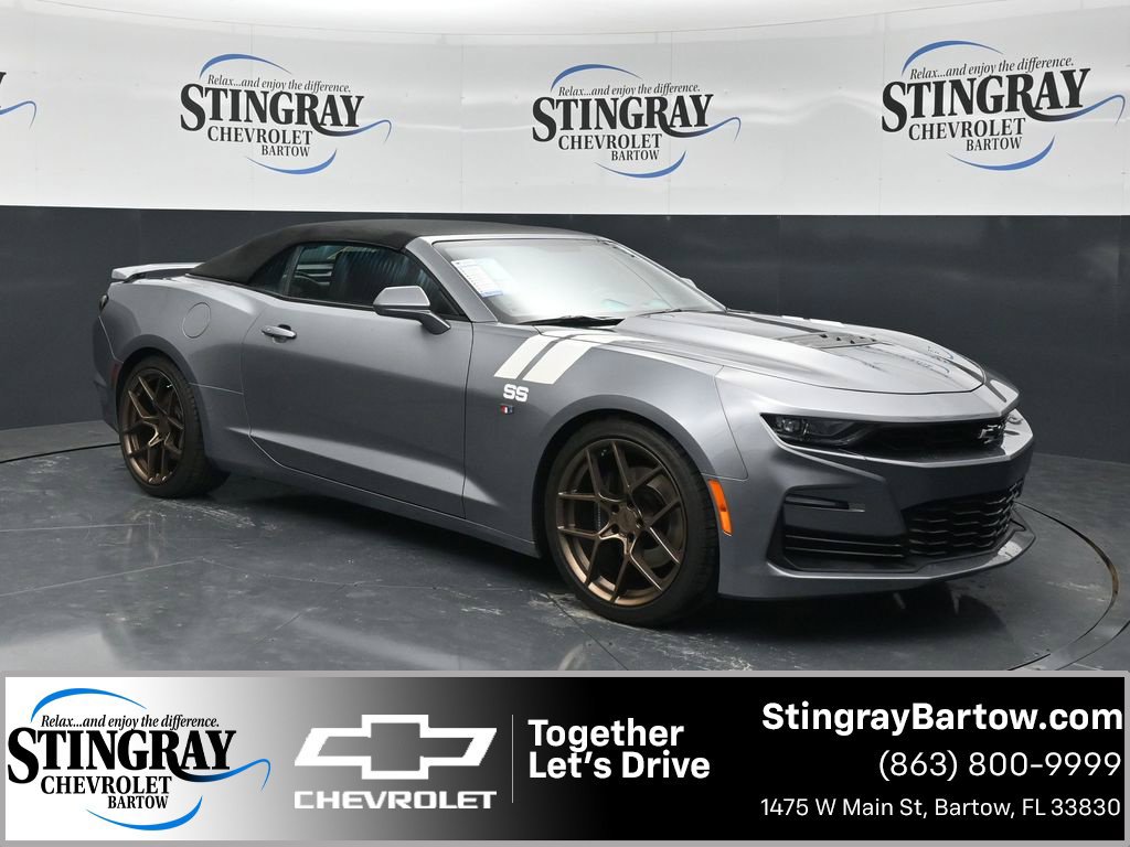 Used 2020 Chevrolet Camaro SS RWD image 1