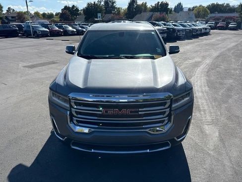 Used 2021 GMC Acadia SLE FWD image 3