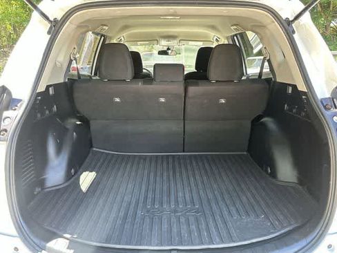 Used 2017 Toyota RAV4 LE w/ All Weather Liner Package AWD/4WD image 20