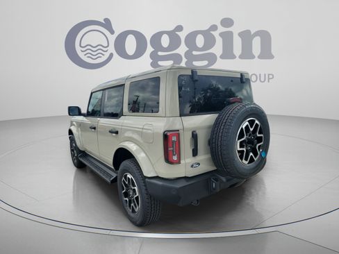 New 2026 Ford Bronco Outer Banks AWD/4WD image 2