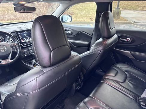 Used 2020 Jeep Cherokee Limited image 23