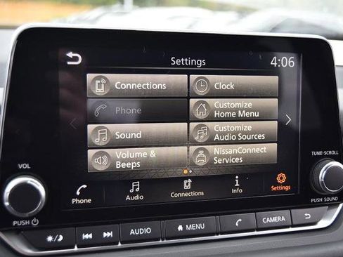 New 2026 Nissan Rogue SV image 14