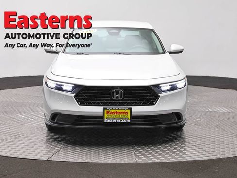 Used 2023 Honda Accord LX image 2