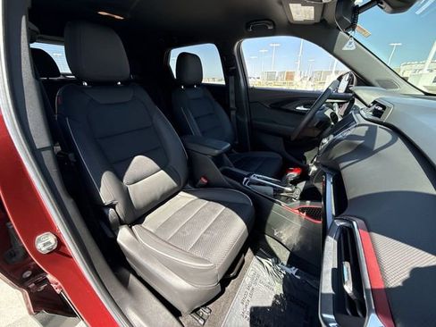 Used 2022 Chevrolet TrailBlazer RS image 25