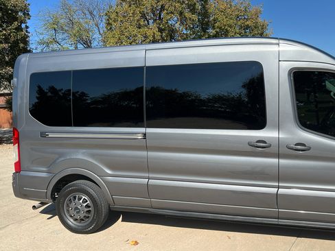 Used 2022 Ford Transit 250 Medium Roof AWD image 13