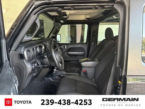 Used 2020 Jeep Wrangler Sport AWD/4WD image 14