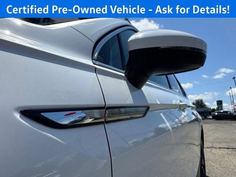Certified 2024 Volkswagen Tiguan SE AWD/4WD image 28