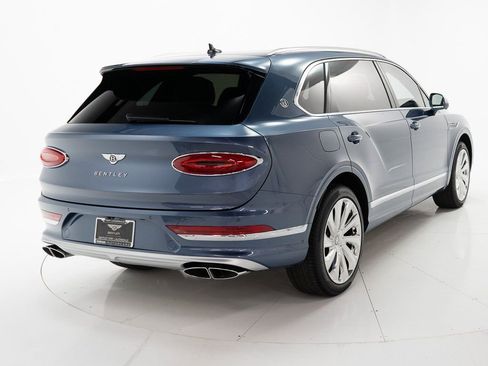 Used 2025 Bentley Bentayga Mulliner image 5