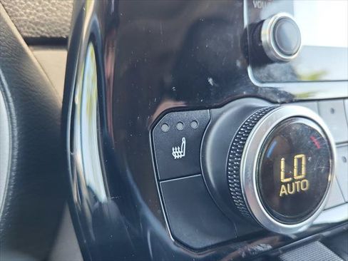 Certified 2020 Toyota Highlander XLE AWD/4WD image 31